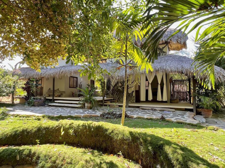 푸에르토 에스콘디도 Casa Kuul, Elegant Fusion Of House And Garden. 빌라 외부 사진